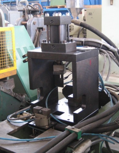 Unità punzonatrice a due teste - Plastin Gold